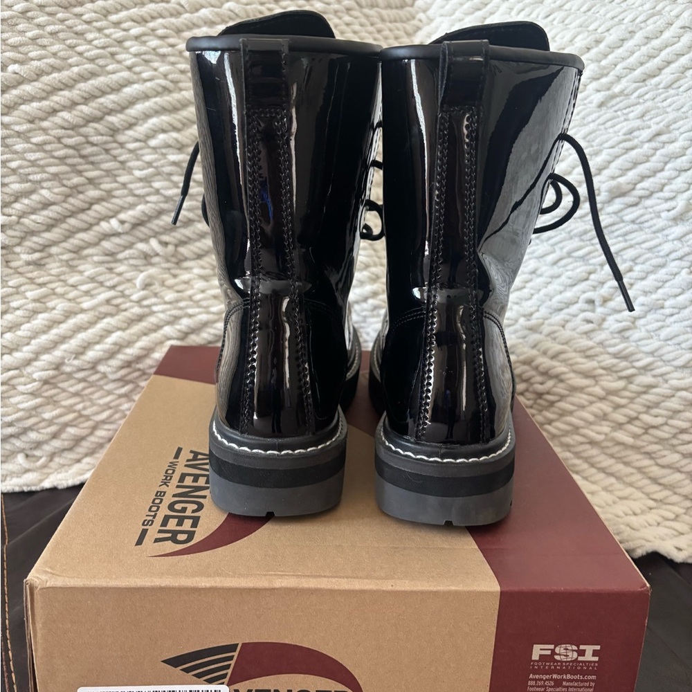 Avenger Women's Glossy Black Lace-Up Boots - Picture 4 of 6